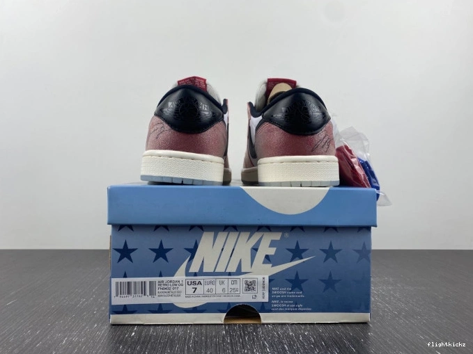 ROOM TROPHY X LOW 'RED OG 1 AIR FN0432-017 BLACK' JORDAN 1203